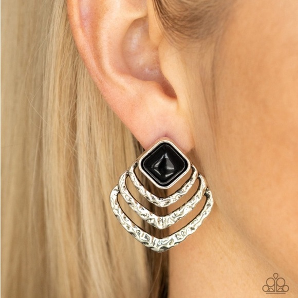 paparazzi Jewelry - Rebel Ripple - Black Earrings